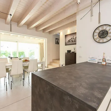 Mgh Luxury - Marlene Alpstuga